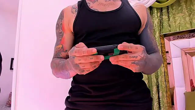 Snapshot of dilan_scootk_ chatting on December 14, 2025, 11:26 am dilan scootk online show from December 14, 2025, 11:26 am