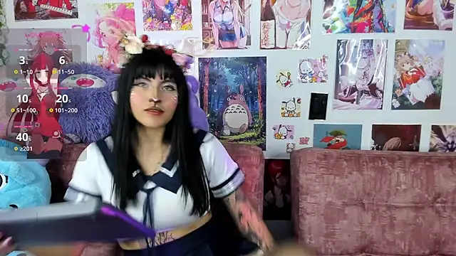 naoko kirino online show from October 26, 2025, 3:34 am