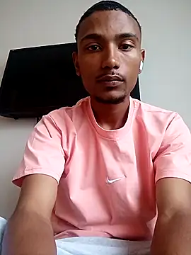 slimmydaddy69 online show from April 13, 2026, 9:37 am