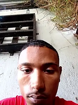 slimmydaddy69 online show from April 15, 2026, 9:16 am