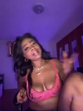 Snapshot of Blazerina chatting on November 9, 2025, 11:19 am Blazerina online show from November 9, 2025, 11:19 am