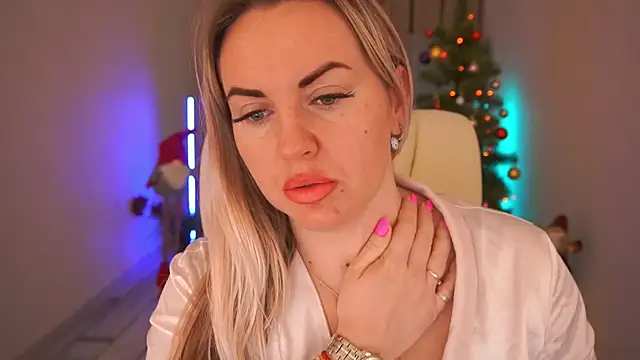 KiraCandyS online show from December 24, 2024, 2:21 am