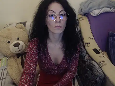 Emmatoo online show from January 14, 2026, 5:07 pm