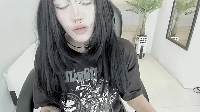 celestica rose online show from October 7, 2025, 9:56 pm