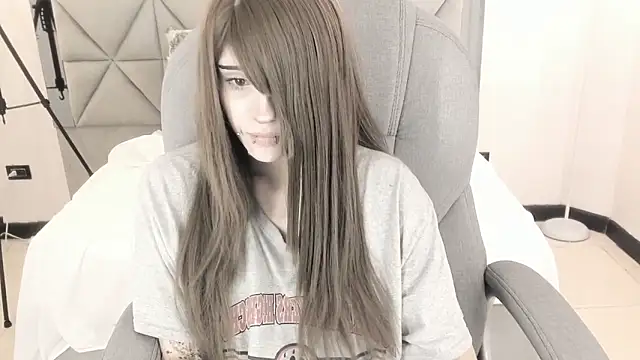 Snapshot of celestica_rose chatting on April 1, 2026, 11:13 pm celestica rose online show from April 1, 2026, 11:13 pm