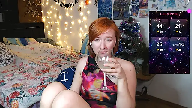 Snapshot of licentia__poetica chatting on January 1, 2025, 5:11 am licentia  poetica online show from January 1, 2025, 5:11 am