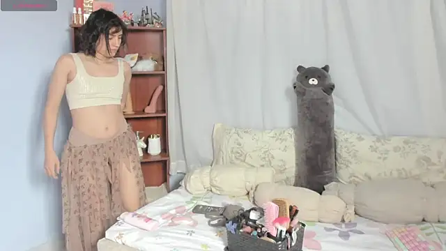 Snapshot of linnie_ chatting on July 14, 2026, 8:14 pm linnie online show from July 14, 2026, 8:14 pm