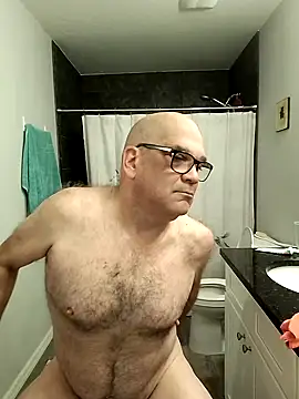 Snapshot of lou63ponce chatting on January 3, 2025, 2:08 pm lou63ponce online show from January 3, 2025, 2:08 pm