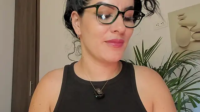 Pamela Rosal online show from July 1, 2026, 3:41 am