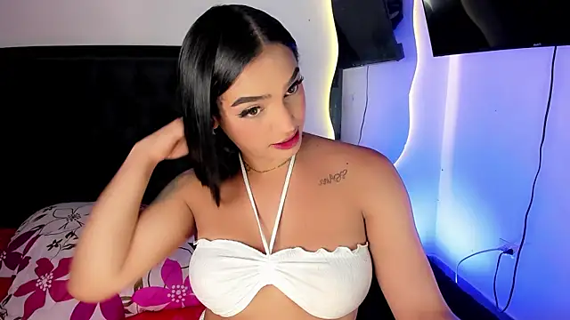 Maryonthemoon online show from July 20, 2026, 2:52 pm