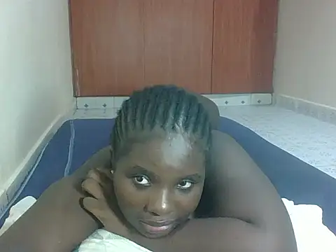Snapshot of hotebbbyy chatting on April 22, 2026, 12:18 pm hotebbbyy online show from April 22, 2026, 12:18 pm