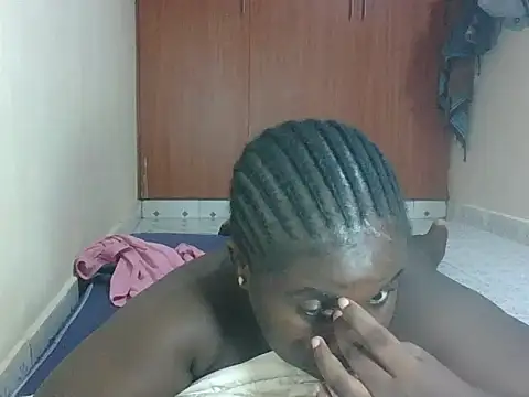 Snapshot of hotebbbyy chatting on April 25, 2026, 7:44 pm hotebbbyy online show from April 25, 2026, 7:44 pm