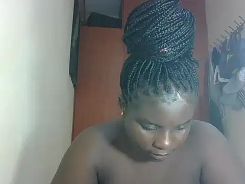 Snapshot of hotebbbyy chatting on May 13, 2026, 12:24 pm hotebbbyy online show from May 13, 2026, 12:24 pm