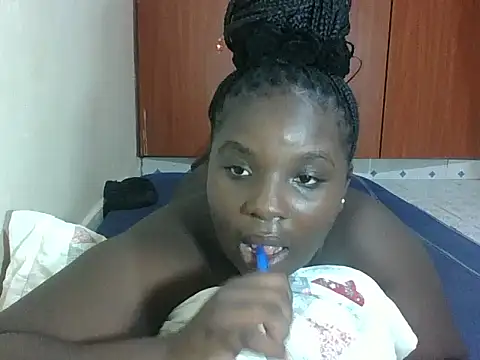 Snapshot of hotebbbyy chatting on May 20, 2026, 5:52 pm hotebbbyy online show from May 20, 2026, 5:52 pm