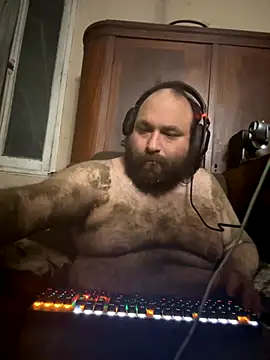 hairyhulk online show from October 17, 2025, 7:11 am