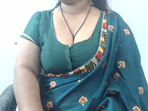 Snapshot of sapna-ji chatting on December 7, 2024, 5:04 am sapna-ji online show from December 7, 2024, 5:04 am