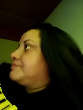 tetasgrandes karol online show from January 10, 2025, 5:45 pm