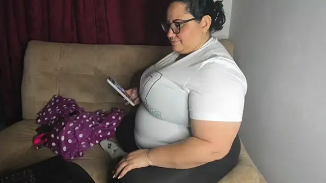 tetasgrandes karol online show from October 21, 2025, 5:24 pm