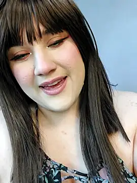 Snapshot of ItsNaiixa chatting on December 1, 2025, 10:48 pm ItsNaiixa online show from December 1, 2025, 10:48 pm