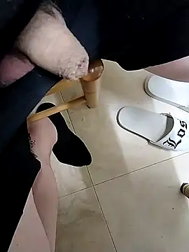 Snapshot of lobito1997 chatting on January 25, 2025, 3:40 am lobito1997 online show from January 25, 2025, 3:40 am