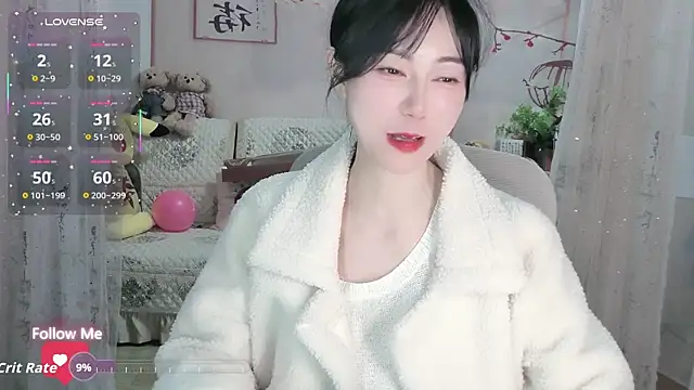 Lisa-s online show from October 26, 2025, 1:28 pm