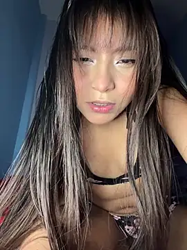 Lily candy X online show from February 7, 2025, 5:41 am