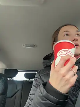 KateRedgar online show from March 4, 2026, 2:34 pm