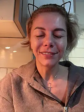 Snapshot of tanyagrey chatting on October 30, 2025, 6:37 am tanyagrey online show from October 30, 2025, 6:37 am