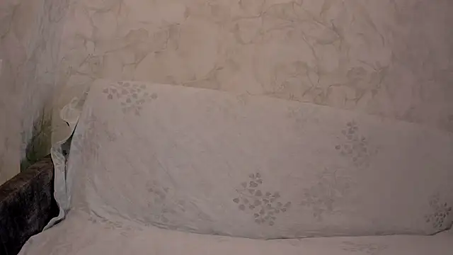 Eva vagner online show from November 17, 2025, 2:17 am