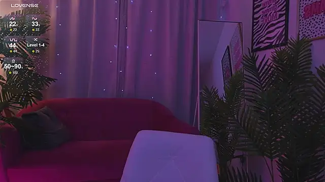 Mia  Peach online show from March 9, 2025, 9:14 pm