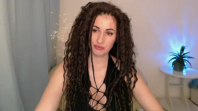 MaryMalory11 online show from February 16, 2025, 7:05 pm