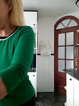 Snapshot of lamorbosa37 chatting on December 13, 2024, 12:50 pm lamorbosa37 online show from December 13, 2024, 12:50 pm