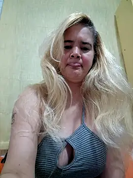 Snapshot of lamorbosa37 chatting on December 16, 2024, 9:52 pm lamorbosa37 online show from December 16, 2024, 9:52 pm