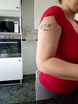 Snapshot of lamorbosa37 chatting on December 18, 2024, 12:29 pm lamorbosa37 online show from December 18, 2024, 12:29 pm