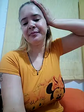 Snapshot of lamorbosa37 chatting on February 6, 2025, 5:09 pm lamorbosa37 online show from February 6, 2025, 5:09 pm