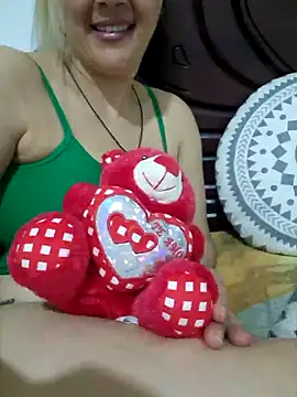 Snapshot of lamorbosa37 chatting on February 18, 2025, 11:00 am lamorbosa37 online show from February 18, 2025, 11:00 am