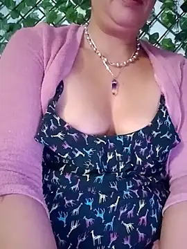 Snapshot of amatista_3012 chatting on October 24, 2025, 10:44 am amatista 3012 online show from October 24, 2025, 10:44 am