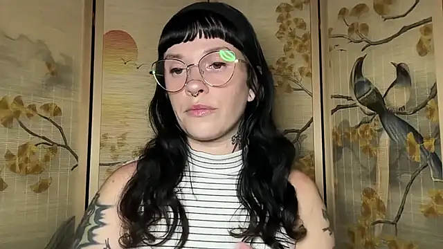 Snapshot of Marcelinegoddess chatting on July 5, 2026, 3:34 am Marcelinegoddess online show from July 5, 2026, 3:34 am