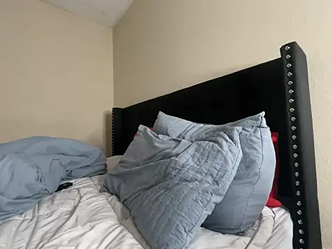 Snapshot of Badgirlbrittt chatting on March 12, 2025, 7:38 pm Badgirlbrittt online show from March 12, 2025, 7:38 pm