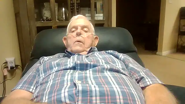 bootlegmanz online show from October 15, 2025, 5:02 pm