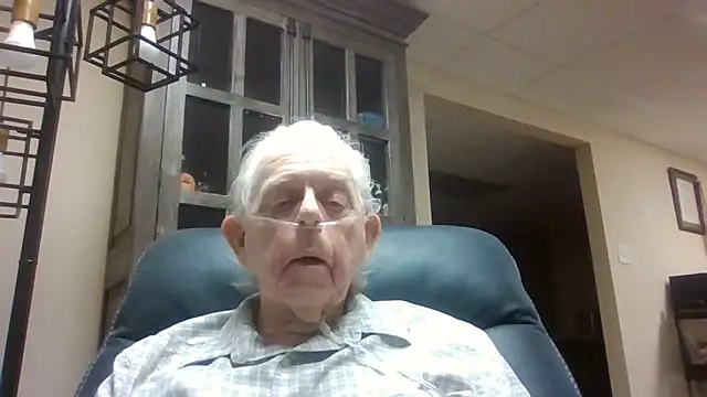 bootlegmanz online show from April 23, 2026, 3:58 pm