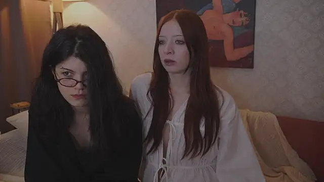 the cure    online show from December 14, 2025, 8:13 pm