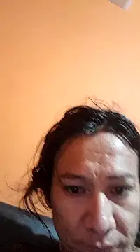 miicheele32 online show from February 3, 2025, 4:20 pm