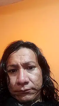 miicheele32 online show from February 23, 2025, 7:33 am