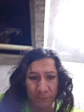 miicheele32 online show from November 23, 2025, 6:46 am