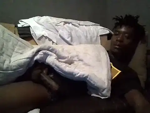 SmallGoodNutts online show from February 4, 2025, 2:39 am