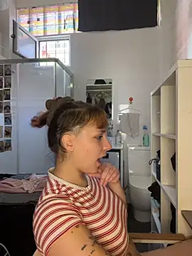 Hawitxui online show from October 24, 2025, 12:12 pm