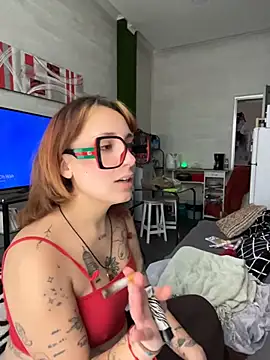 Hawitxui online show from November 22, 2025, 10:14 am