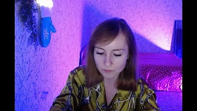 Snapshot of Athena_Richards chatting on February 14, 2025, 3:15 pm Athena Richards online show from February 14, 2025, 3:15 pm