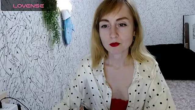 Snapshot of Athena_Richards chatting on October 2, 2025, 3:19 pm Athena Richards online show from October 2, 2025, 3:19 pm